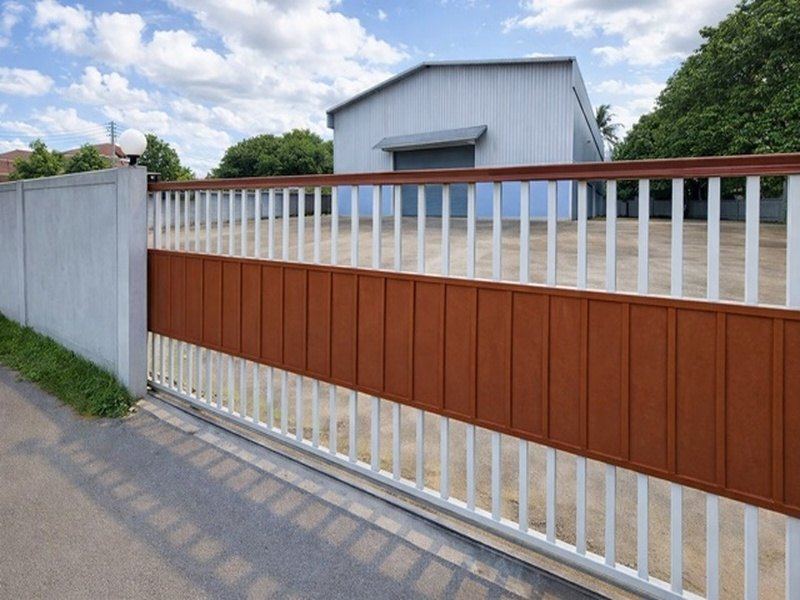 โลตัส ปากช่อง 2.7 กม. โกดังพร้อมใช้งาน 1 ไร่ 450 ตร.ม. ทำเลปากช่อง-เขาใหญ่ วัดคลองตาลอง 200ม. ใกล้สถานีรถไฟบันไดม้า 700 ม.