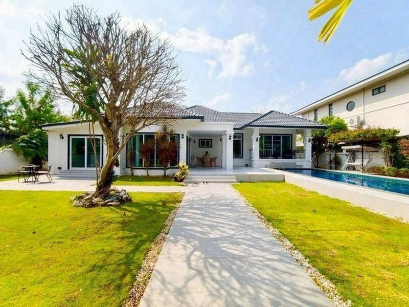 #แม่เหียะ #หมู่บ้านวังตาล ให้เช่า 95,000 บาท/ขาย 14.9 ล้าน Pool Villa หรู ทำเลศักยภาพ ใกล้เมือง เดินทางสะดวก