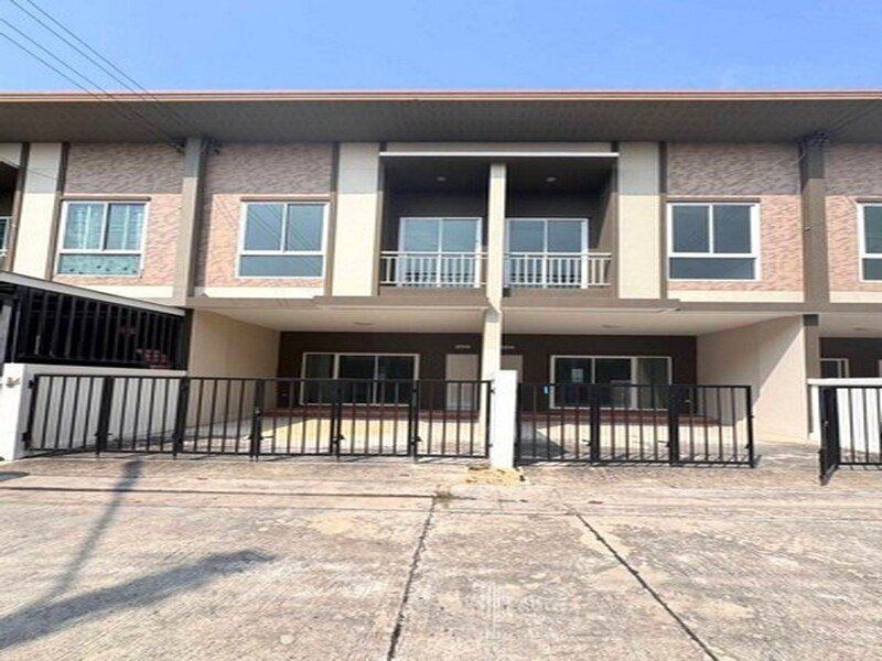 ลดพิเศษ 200,000 บาท เดอะเพอร์เฟค ซิตี้ ทาวน์โฮม2 ชั้น ติดถนนศุรประยูร บ้านเซิด พนัสนิคม ชลบุรี
