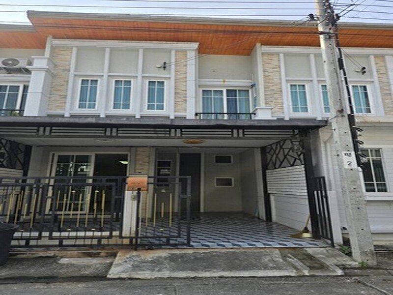 รหัส:  - ขายด่วน! ทาวน์เฮาส์ โกลเด้น ทาวน์ 2 ปิ่นเกล้า จรัญสนิทวงค์ 2BR 2890000 BAHT. ไม่ไกลจาก - เดอะวอล์ค ราชพฤกษ์ - เดอะ คริสตัล เอสบี ราชพฤกษ์ - เซ็นทรัล ปิ่นเกล้า - รร.บดินทรเดชา (สิงห์ สิงหเสนี) นนทบุรี - ม.เทคโนโลยีพระจอมเกล้าพระนครเหนือ - รพ.