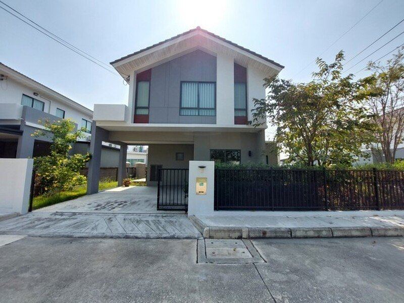 ขายบ้านเดี่ยว เพอร์เฟค พาร์ค รังสิต 2 ทำเลเมืองปทุมธานี 3 ห้องนอน เนื้อที่ 57 ตร.วา พร้อมอยู่ ใกล้ฟิวเจอร์พาร์ค รังสิต เหมาะครอบครัว ราคา 7