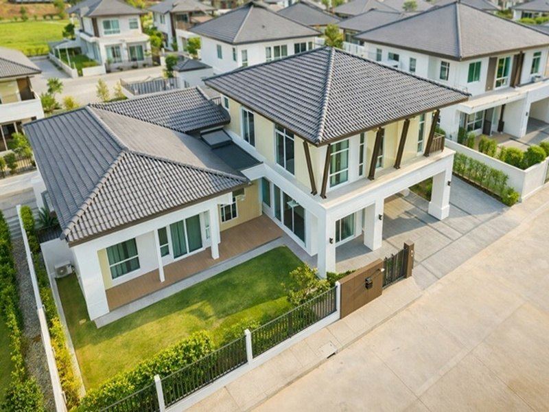 รร.นานาชาติมิลล์ฮิลล์ 300 ม. 105 ตร.ว.4นอน 4น้ำ วงแหวนรอบ 3 800 ม.คฤหาสน์ใหญ่มาก  บิ๊กซี เชียงใหม่ ดอนจั่น บ้านเดี่ยวl