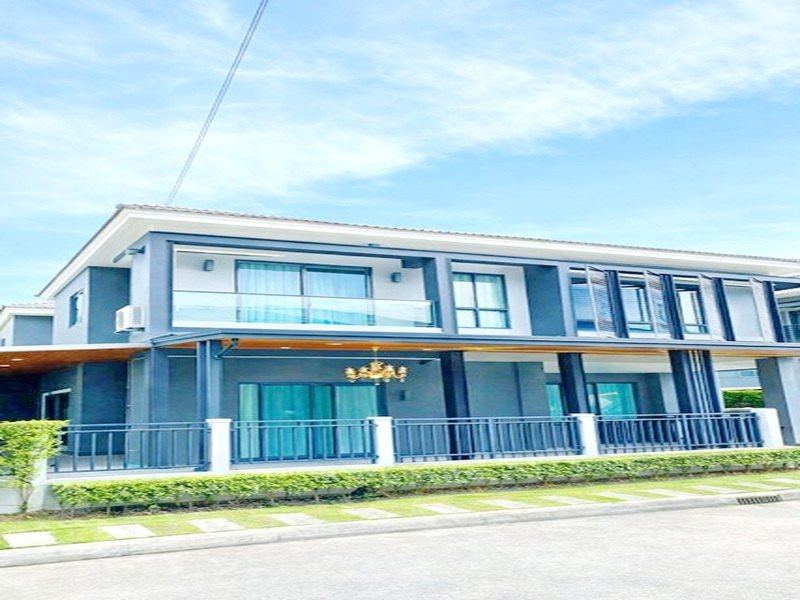 บ้านเดี่ยว 2 ชั้น หลังมุม 4 นอน 4 น้ำ  คฤหาสน์ลด50% จาก 70,000B-M.ไทวัสดุ และ โรบินสัน ราชพฤกษ์ 950 ม. 4 นอน และโฮมโปร ชัยพฤกษ์ 60 ตร.ว
