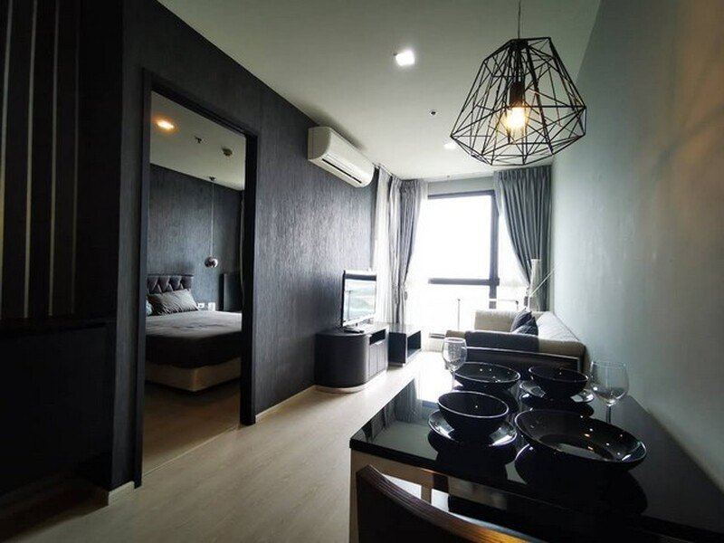 Rhythm Sukhumvit 44 Comfortable Convenient Peaceful 11th Floor BTS Phra Khanong