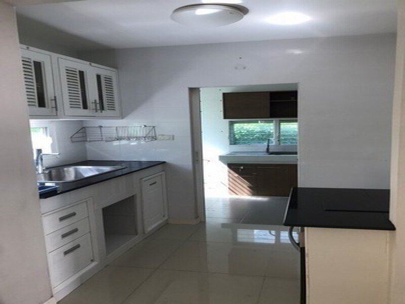 บ้านเดี่ยว วิวทะเลสาบขนาดใหญ่  ย่านสายไหม–วัชรพล–สุขาภิบาล 5  หมู่บ้านมัณฑนา เลค วัชรพล ถนนสุขาภิบาล 5 เลี้ยงสัตว์ได้ จดทะเบียนได้