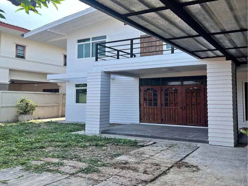 CH1172 ให้เช่าบ้านเดี่ยว หมู่บ้านช.รุ่งเรือง 91 ตรว. | ทำเป็นบริษัท/คลังสินค้าได้ | มีที่เก็บสินค้าในตัว ย่านติวานนท์ งามวงศ์วาน แคราย