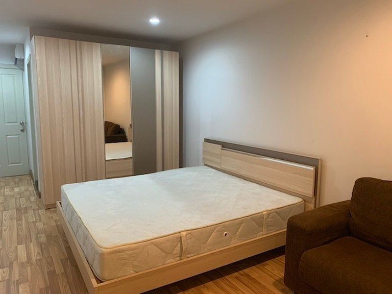 Regent Home 19 Convenient Safe Livable 8th Floor BTS BangChak