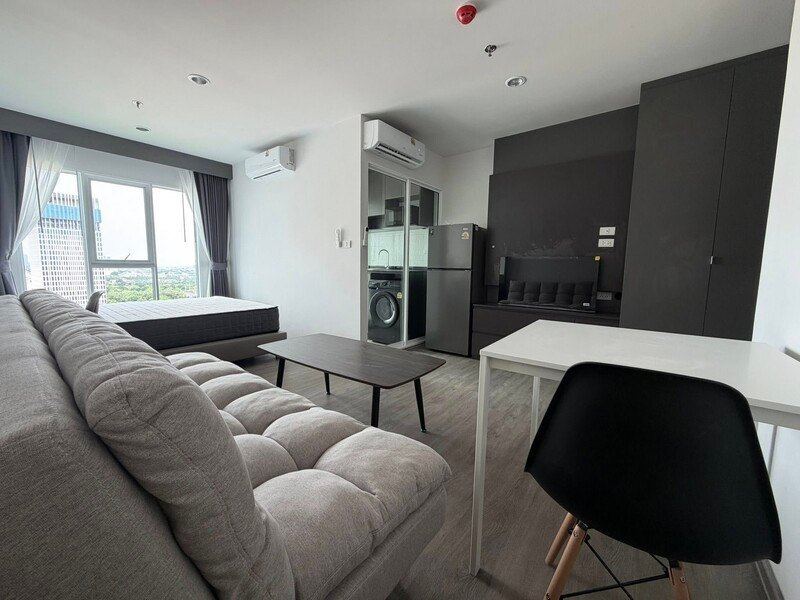 Regent Home Bangna comfortable safe 21st floor BTS Bangna