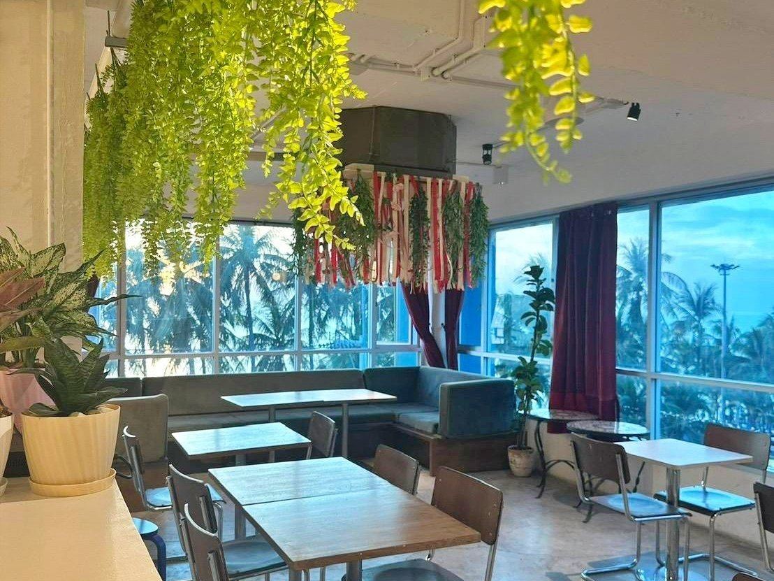 เซ้งด่วน บาร์-ร้านเหล้า-ร้านอาหร บางแสน  วิวทะเล เพียง 300,000 บ ใกล้วงเวียนบางแสน