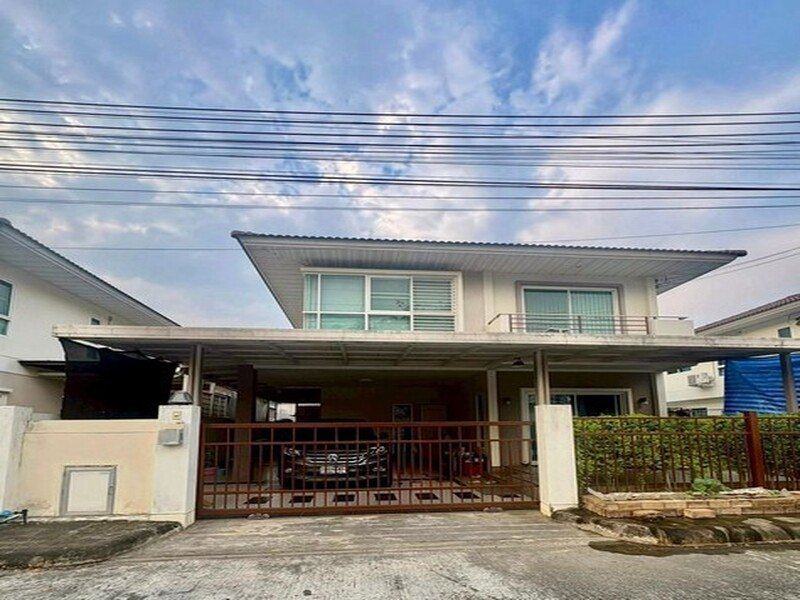 บ้านเดี่ยว 2 ชั้น ทำเลดี พร้อมอยู่ ฟังก์ชันครบ เดินทางสะดวก รวมโชค
