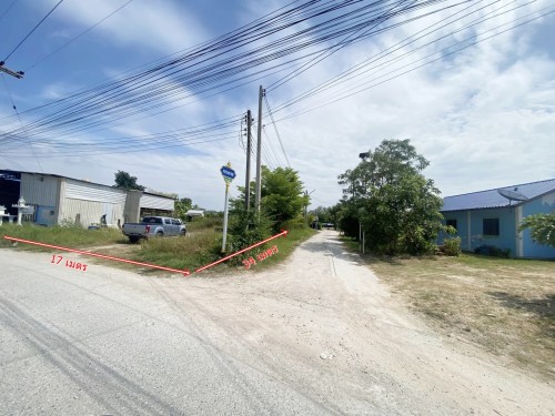 ขายที่ดินเปล่า 144.5 ตรว ทำเลใกล้นิคมอมตะนคร สามารถสร้างบ้านเดี่ยว ได้ 3 หลัง
