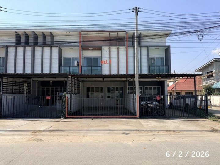 ขายทาวน์เฮ้าส์เมืองเชียงใหม่  2 ชั้น  ถนนป่าแดด ใกล้ท่าอากาศยานนานาชาติเชียงใหม่
