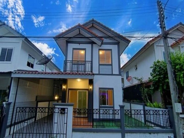 ขายบ้านแฝดสไตล์บ้านเดี่ยวราคาทาวเฮ้าส์ หมู่บ้านบ้านฟ้าปิยรมย์ พรีเมียร์ ปาร์ค สภาพสวย โซนลำลูกกา คลอง 6