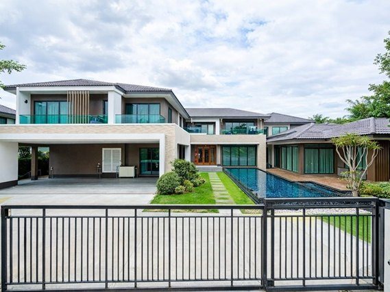 ลดค่าเช่าครึ่งราคา 50%Pool Villa บ้านเดี่ยวระดับคฤหาสน์  5นอน 6น้ำ เจโม นิคมอัญธานี 800ม. บางนา สวนหลวง สนามบินสุวรรณภูมิ 5 กม. หรูหรา