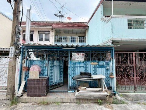 ทาวน์เฮ้าส์ เขมาเนรมิตร ซอย ประชาราษฎร์สาย 1 บางซื่อ