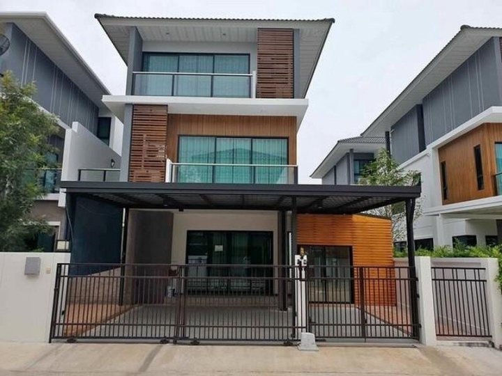 ให้เช่าบ้านแฝด ซอยลาดพร้าว107 โครงการ ศุภาลัย เอสเซ้นส์ ลาดพร้าว ใกล้เดอะมอลล์บางกะปิ