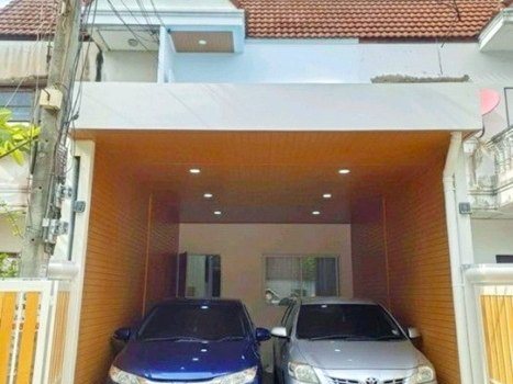 MRT วัชรพล ให้เช่าทาวเฮ้าส์ 2 ชั้น โรงเบียร์เยอรมันตะวันแดง รามอินทรา 190ม. Central EastVille4.45กม. รร.นานาชาติกีรพัฒน์ 600 ม. 2นอน