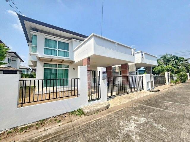 BH3835 ให้เช่าบ้านเดี่ยว หมู่บ้านสัมมากร รามคำแหง 162/1 ใกล้รถไฟฟ้าสายสีส้ม สี่แยกมิสทีน บ้านเดี่ยวให้เช่า ย่านสะพานสูง มิสทีน