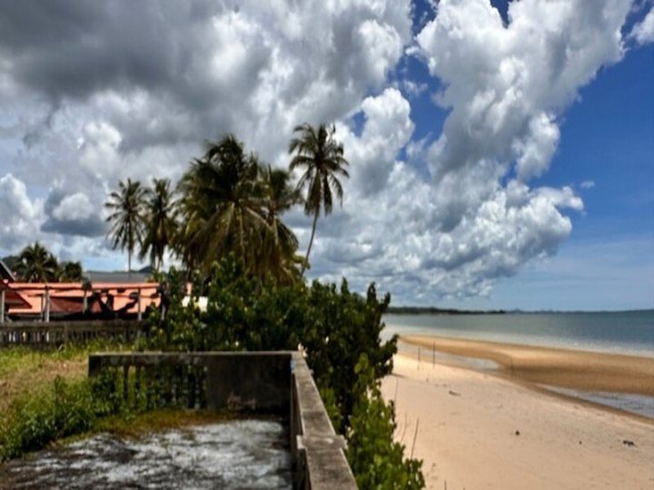 มองการณ์ไกลเล็งซื้อที่เก็บดั่งซื้อทอง ปะทิวใกล้หาดสวยทุ่งวัวแล่น ขายที่ดินติดทะเลวิวหลักล้านแปลงเล็กหายากติดหาดส่วนตัว  ทรายขาวน้ำใส