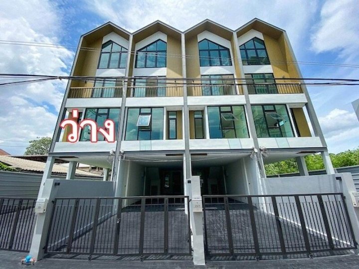 BH4256 ให้เช่า Home Office 4 ชั้น โครงการ SPACE สุขุมวิท 101/1 ซอยวชิรธรรมสาธิต 60 ใกล้ BTS ปุณณวิถี และ BTS อุดมสุข พร้อมเฟอร์นิเจอร์