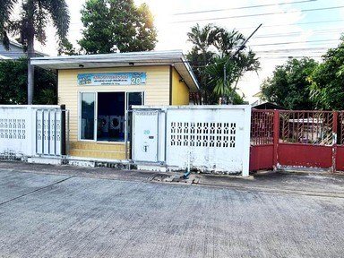 บ้าน - 62 ตาราง.วา 2 ngan 0 Rai 10 ห้องนอน 8 BATHROOM 5300000 บ.   ใกล้แหล่งอำนวยความสะดวก -