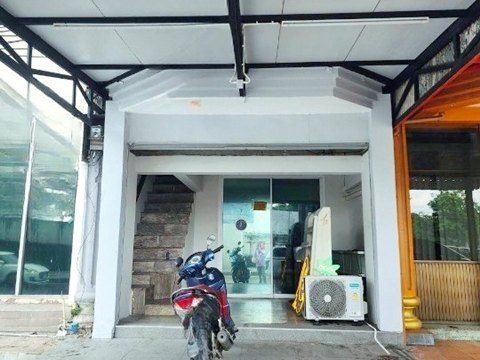ให้เช่าอาคารพาณิชย์ 4 ชั้น 20 ตร.วาม.ราชภัฏพระนคร 900ม BTSวัดพระศรี 300ม. 320ตร.ม. 4นอน 4น้ำ พร้อมเฟอร์ฯ แอร์