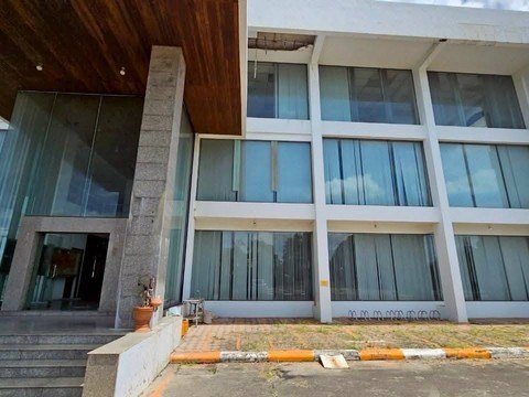 ขายโรงงานพร้อมที่ดินติดถนนสาย 36 ใจกลาง EECระยอง ขนาดที่ดิน: 30-2-53.8 ไร่