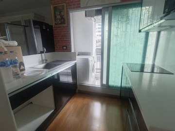 For Rent: Aspire Rama 4 one bedroom 35 sqm near Bangkok university