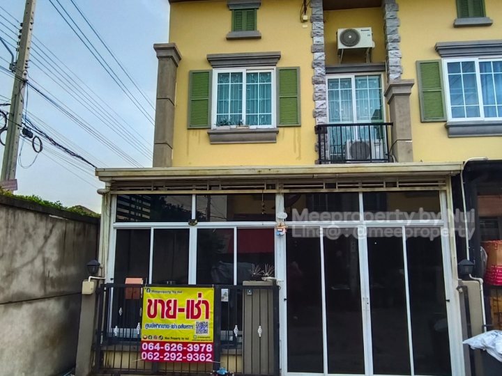 บ้านตกแต่งหรู Luxury Home Office โฮมออฟฟิศ 3 ชั้น ครึ่ง ตกแต่งครบ พร้อมเฟอร์ โครงการ Dimond Ville โชคชัย 4 หลังมุมฝั่งซ้าย ME-176