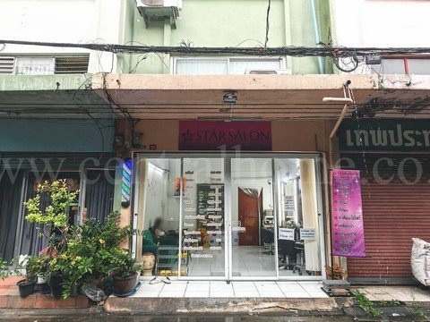ลดราคา อาคารพาณิชย์ 3 ชั้นครึ่ง ติด MRT ลาดพร้าว 101