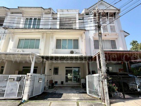 ทาวน์โฮม 3 ชั้น เดอะ เทอเรส ติวานนท์ ใกล้ MRT กระทรวงสาธารณสุข