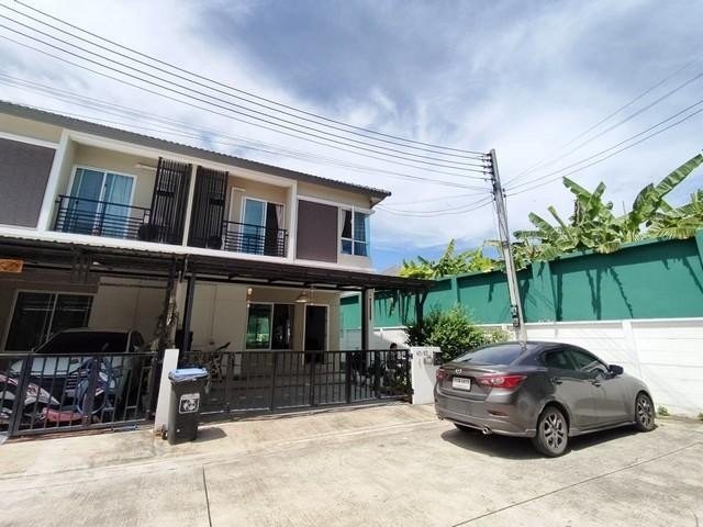 รหัสC7018 ขาย ให้เช่าทาวน์เฮาส์ 2ชั้น หลังมุม ใกล้ ม.รังสิต ใกล้ ม.กรุงเทพ ใกล้รถไฟฟ้าสถานีคลองรังสิต