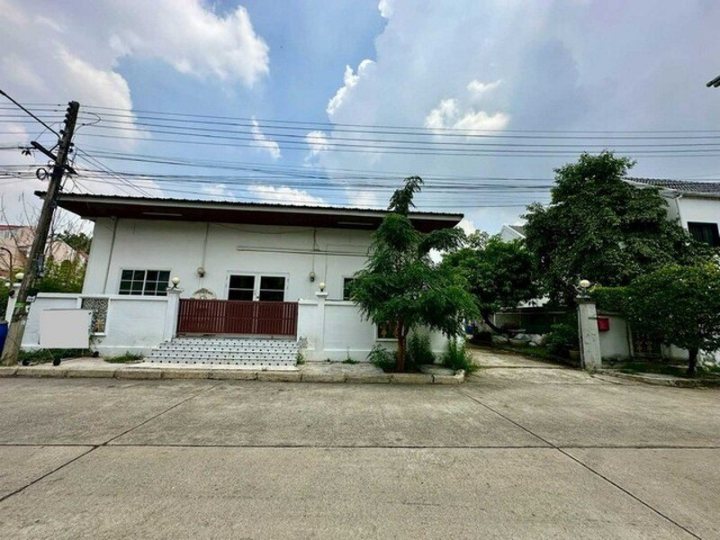 ขายบ้านเดี่ยวหลังใหญ่ ทำเลน่าอยู่ พื้นที่กว้าง คุ้มค่าทุกตารางเมตร