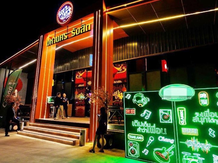 ขายห้องแถว 2 ชั้น ถนนตากสินซอย 22 ใกล้สถานีรถไฟฟ้าสำเหร่ และสถานีรถไฟฟ้ารพสมเด็จพระปิ่นเกล้า