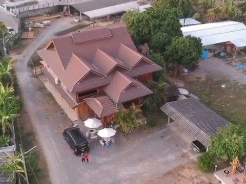 ขายบ้านเรือนไทยดั้งเดิม เชียงใหม่ ทำเลสันกำแพง ราคา 15 ล้านบาท