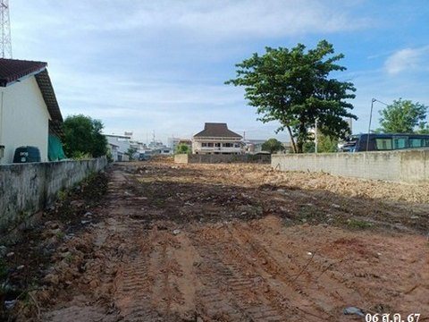 ขายที่ดินว่างเปล่า ถนน ตลาดใหม่ ตำบล ตลาด อำเภอ เมืองสุราษฎร์ธานี จังหวัด สุราษฎร์ธานี