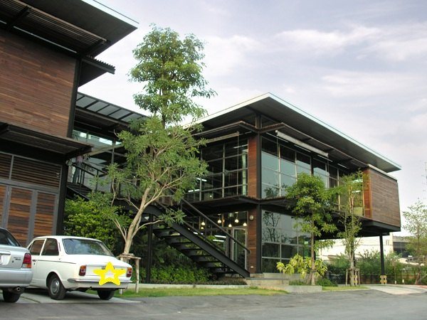 ขายอาคารสำนักงาน Loft Style อาคารเก็บของ 176 ตรว. พระรามเก้า 64 พร้อมเฟอร์นิเจอร์ พร้อมใช้งาน ใกล้เดอะไนน์พระราม 9 ใกล้สุวรรณภูมิ