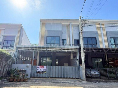 ทาวน์เฮ้าส์ เดอะ ธาม อ่อนนุช - มอเตอร์เวย์ หลังมุม ใกล้ ARL สถานีลาดกระบัง 