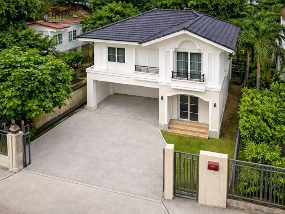 อ่อนนุช73 สุขุมวิท77ARLบ้านทับช้าง 2.5กม.3นอนให้เช่าบ้านเดี่ยวหรู 2 ชั้น 55ตร.ว. ซีคอนสแควร์ ศรีนครินทร์ 4 กม.
