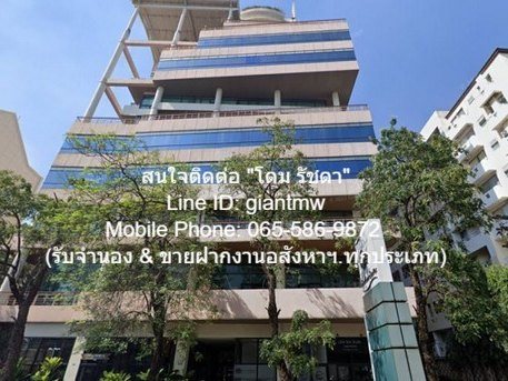 คอนโดฯ Sailom Suite 109 ตรม 1BR2น้ำ 6000000 บาท. จัดหนักจัดเต็ม 1. เป็นคอนโดหรูที่มีห้องนอน และห้องโถงขนาดใหญ่เสมือนบ้าน และมี 2 ห้องน้ำ พร้อมกับได้มีการตกแต่งภายในเพิ่มเติมได้แบบเรียบหรู  2. ทำเลที่ตั้งของคอนโดนี้ ตั้งอยู่ท่ามกลางสิ่งอำนวยความสะดวกใ