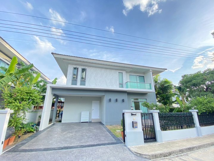 บ้านเดี่ยวเพอร์เฟคเพลส รัตนาธิเบศร์-สถานีไทรม้า หลังมุม ฟรีตกแต่งบิ้วอิน เฟอร์กว่า 1.6 ล้าน