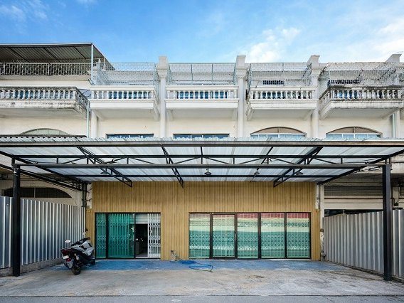 MRT ตลาดบางใหญ่ 500 ม.ให้เช่าอาคารพาณิชย์ 2 คูหา เซ็นทรัล เวสต์เกต 500 ม. 24ตร.วา. 400 ตร.ม. บางใหญ่ ทำเลค้าขาย และสำนักงานศักยภาพสูง