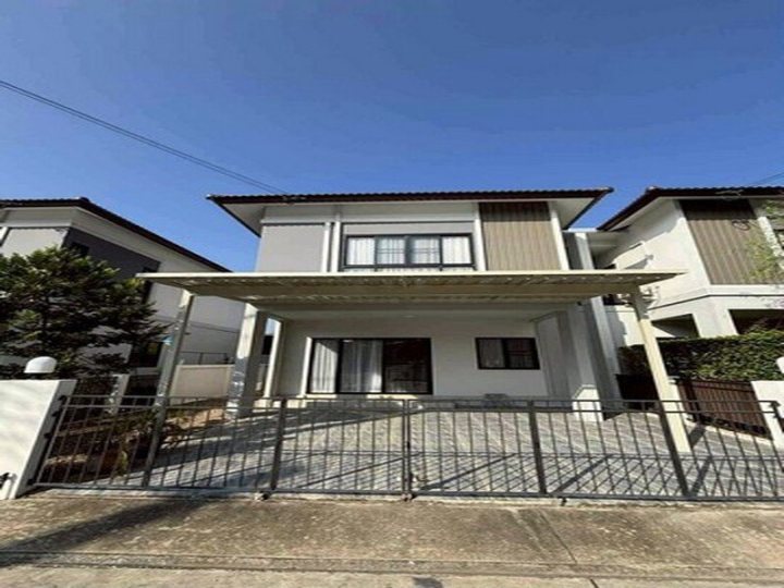 บ้านแฝดหลังใหญ่ 2 ชั้น สภาพมือหนึ่ง ทำเลดี กาญจน์กนกวิลล์21 สันทราย