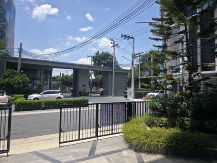 ขายโฮมออฟฟิศ ทาวน์โฮม 4 ชั้น 28.7 ตรว. พรีเมี่ยม เพลส มิกซ์ นวมินทร์ (Premium Place Mix Nawamin) นวมินทร์ นวลจันทร์ บึงกุ่ม รัชดา-รามอินทรา
