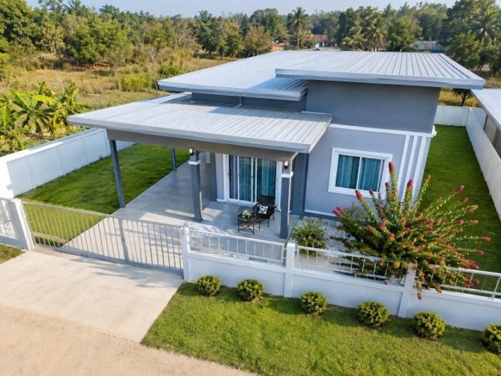 พันธุ์ไทยคาเฟ่ 500 ม. 65 ตร.ว.บ้านเดี่ยวสไตล์โมเดิร์น 2นอน 2 น้ำ Makro มุกดาหาร 5 กม. ปั้มPT มุกดาหาร (กม.6)  ขนส่ง 2.31กม.