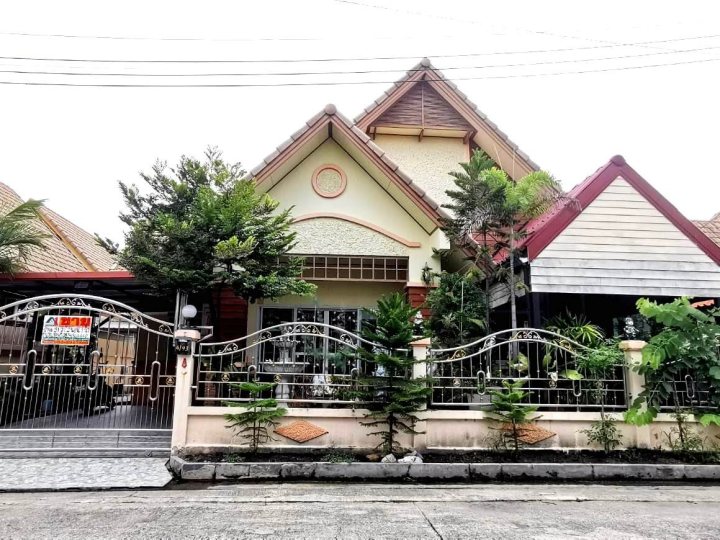 บ้าน เปรมประชาเลคแอนด์พาร์ค 2 พื้นที่เท่ากับ 0 Rai 0 NGAN 51 ตร.วา 3ห้องนอน1น้ำ 1900000 BAHT.   ราคา-ถูก อยุธยา