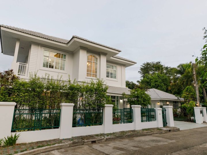 บ้านเดี่ยว Pool villa ในหมู่บ้านฟ้าหลวง ต.ต้นเปา อ.สันกำแพง เชียงใหม่
