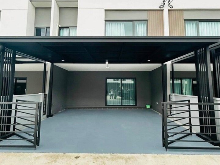 ให้เช่าทาวน์โฮม 2 ชั้น 3 ห้องนอน Pleno สุขุมวิท-บางนา 3 ตกแต่งเฟอร์ครบ พร้อมเข้าอยู่ ใกล้เมกะบางนา