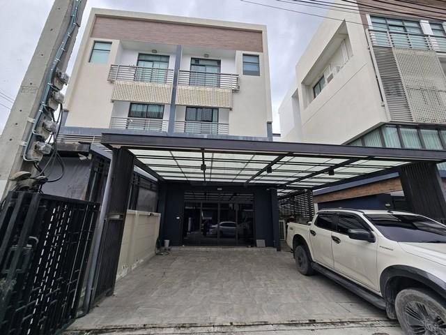 ให้เช่า ออฟฟิศ ซอยรามอินทรา40 โครงการ DISTRICT ดิสทริค เอกมัย-รามอินทรา