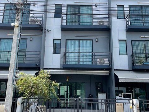 ให้เช่าทาวน์โฮม 3 ชั้น 3 ห้องนอน บ้านกลางเมืองพระราม 9-อ่อนนุช ใกล้ Airport Link บ้านทับช้าง